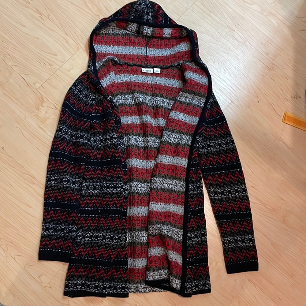 Cardigan black, red, white with hood